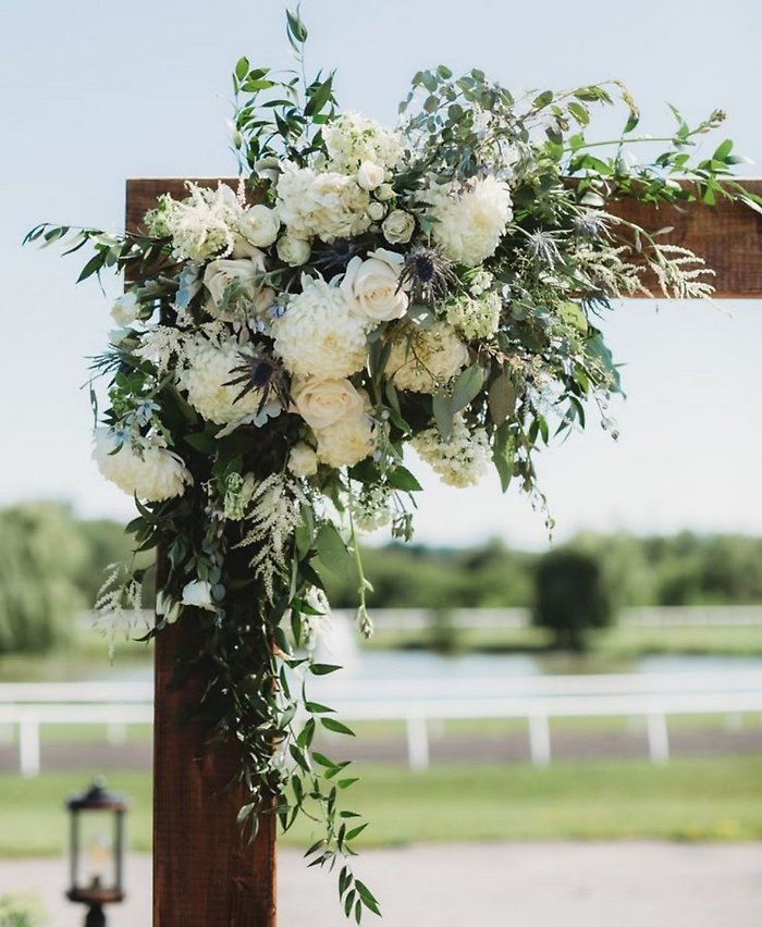Floral arch spray